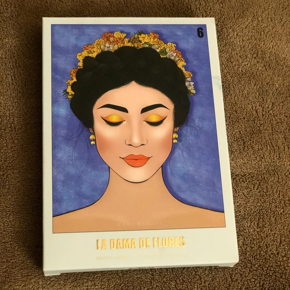 Brand new La dama de flores eyeshadow palette